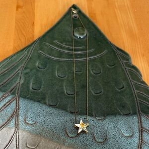 Gold Star Flower Unique Pendant Necklace